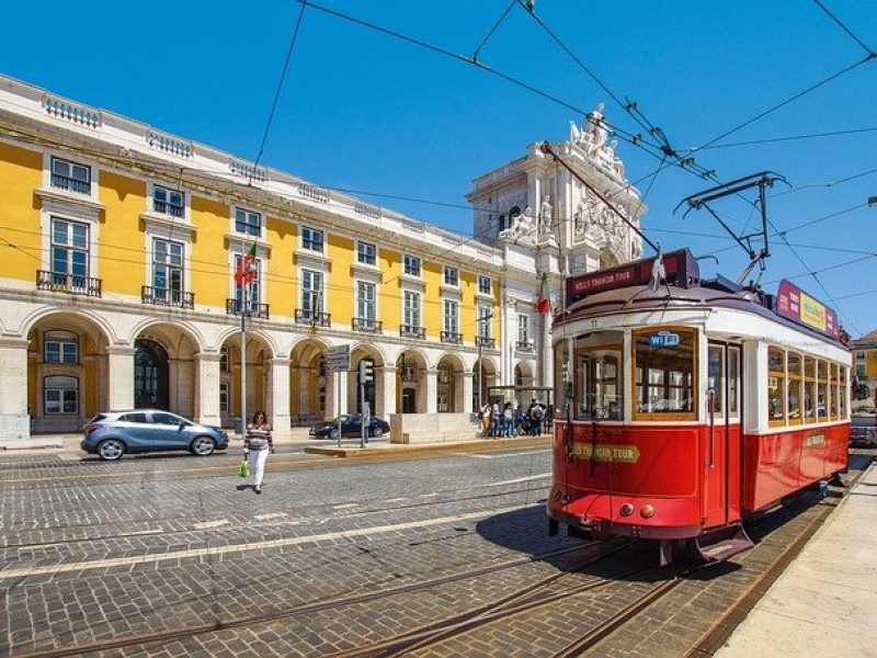 Португалија за 8 Декември