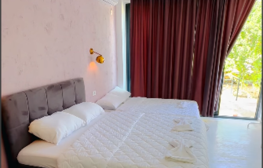 Вила Sunset Studios & Apartment – Полихроно