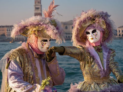 venecija-karneval-ariestravel-12